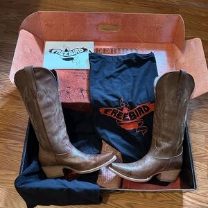 Freebird women’s “Woodland” tan boots, size 9.